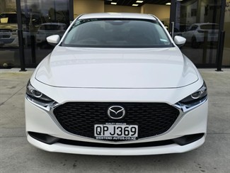 2024 Mazda 3 - Thumbnail