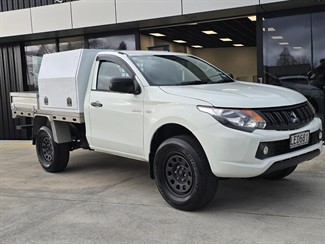 2018 Mitsubishi Triton - Thumbnail