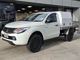 2018 Mitsubishi Triton - Thumbnail