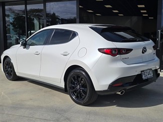 2022 Mazda 3 - Thumbnail