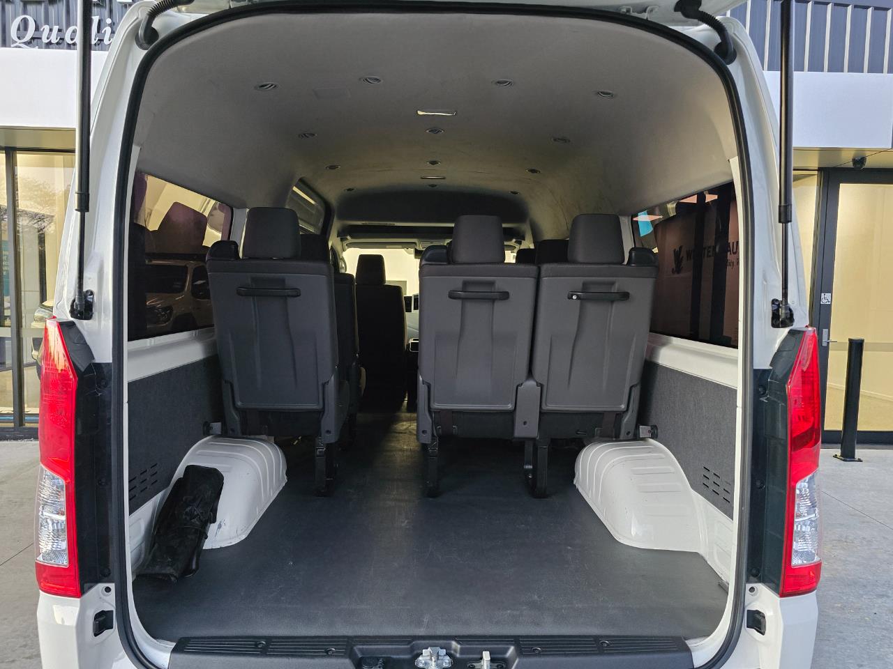 2022 Toyota Hiace