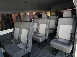 2022 Toyota Hiace - Thumbnail