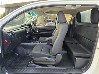 2018 Toyota Hilux - Thumbnail