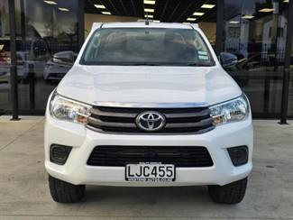 2018 Toyota Hilux - Thumbnail