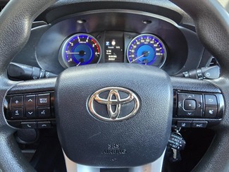 2019 Toyota Hilux - Thumbnail