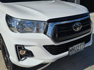 2019 Toyota Hilux - Thumbnail
