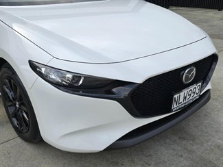 2021 Mazda 3 - Thumbnail
