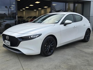 2021 Mazda 3 - Thumbnail