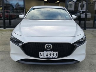 2021 Mazda 3 - Thumbnail