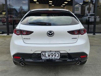 2021 Mazda 3 - Thumbnail