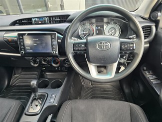 2020 Toyota Hilux - Thumbnail