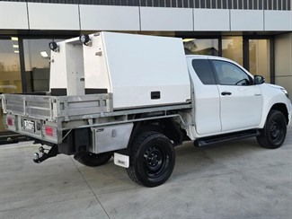 2018 Toyota Hilux - Thumbnail