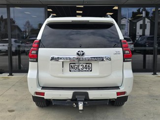 2021 Toyota Landcruiser Prado - Thumbnail