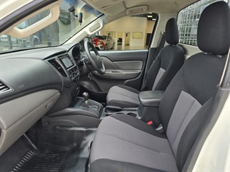 2018 Mitsubishi Triton - Thumbnail