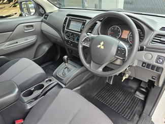 2018 Mitsubishi Triton - Thumbnail