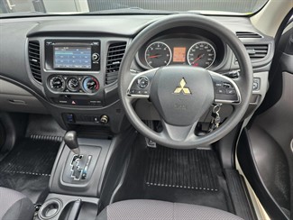 2018 Mitsubishi Triton - Thumbnail