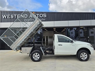 2018 Mitsubishi Triton - Thumbnail