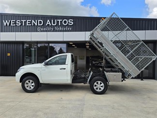 2018 Mitsubishi Triton - Thumbnail