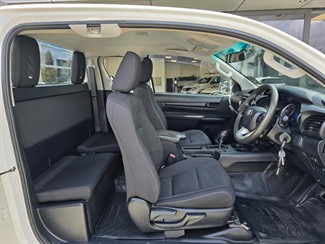2019 Toyota Hilux - Thumbnail