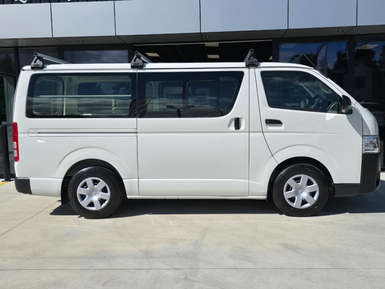 2015 Toyota Hiace