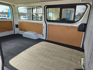 2016 Toyota Hiace - Thumbnail