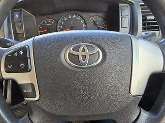 2016 Toyota Hiace - Thumbnail