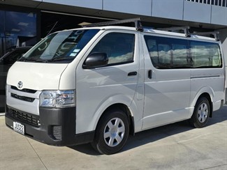 2016 Toyota Hiace - Thumbnail