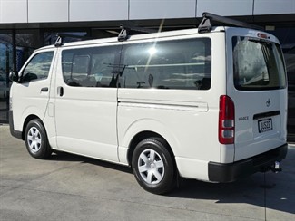 2016 Toyota Hiace - Thumbnail