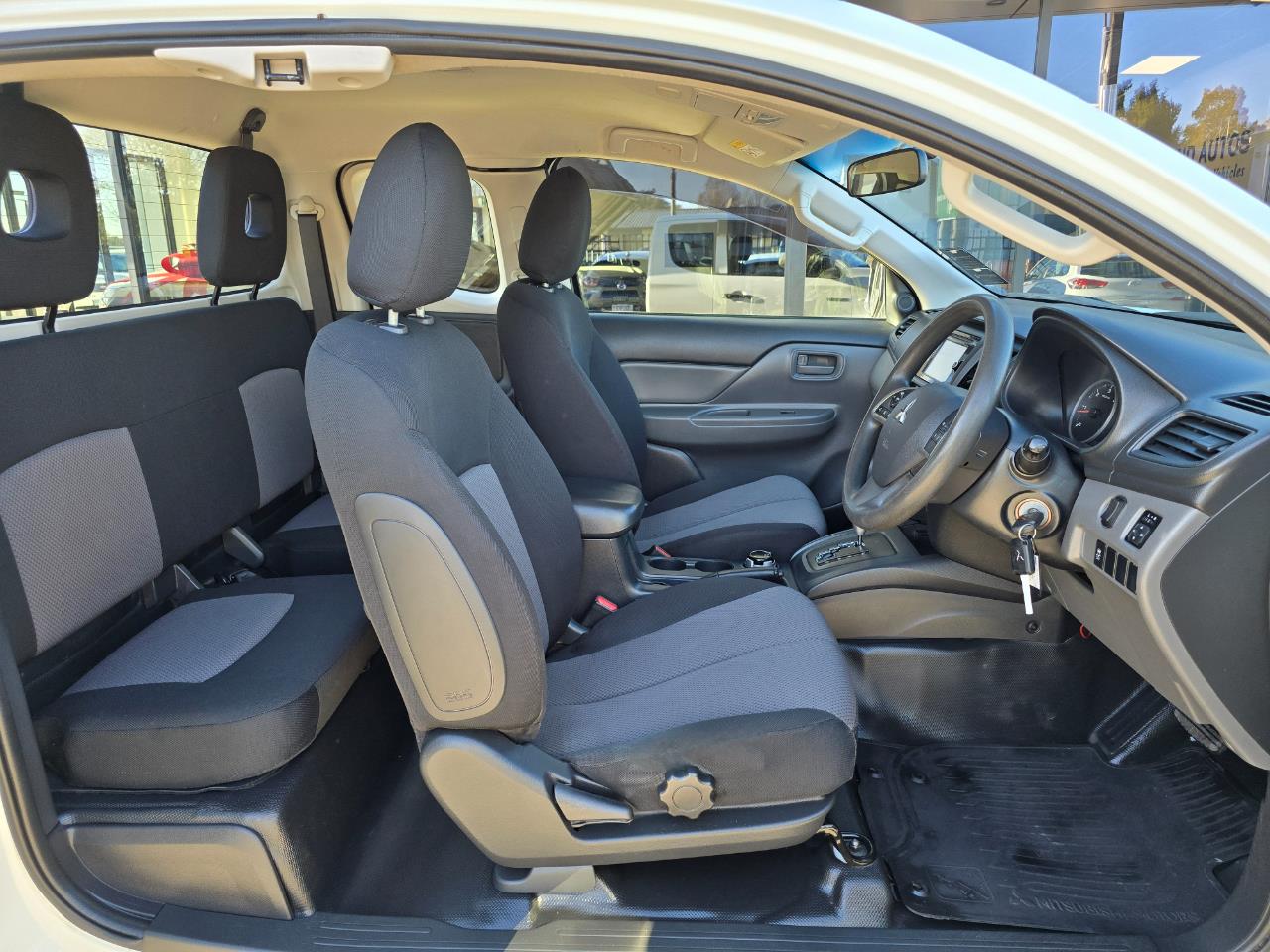 2017 Mitsubishi Triton