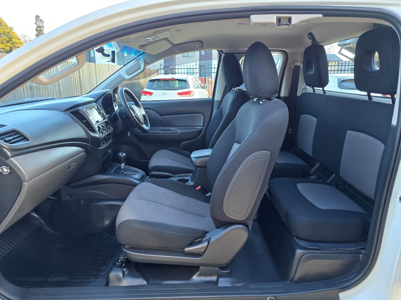 2017 Mitsubishi Triton
