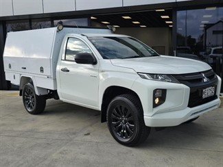 2019 Mitsubishi Triton - Thumbnail