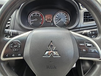 2019 Mitsubishi Triton - Thumbnail
