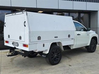 2019 Mitsubishi Triton - Thumbnail