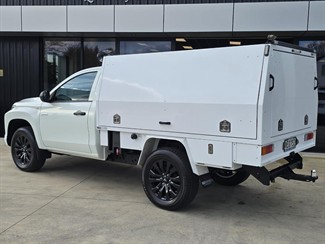2019 Mitsubishi Triton - Thumbnail