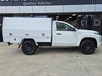 2019 Mitsubishi Triton - Thumbnail