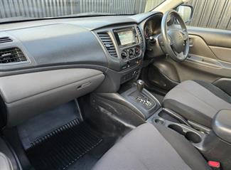 2018 Mitsubishi Triton - Thumbnail