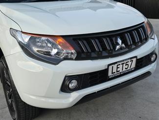 2018 Mitsubishi Triton - Thumbnail
