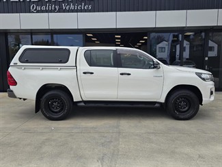 2019 Toyota Hilux - Thumbnail