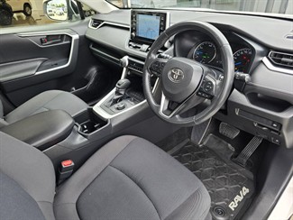2022 Toyota Rav4 - Thumbnail