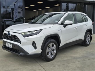 2022 Toyota Rav4 - Thumbnail