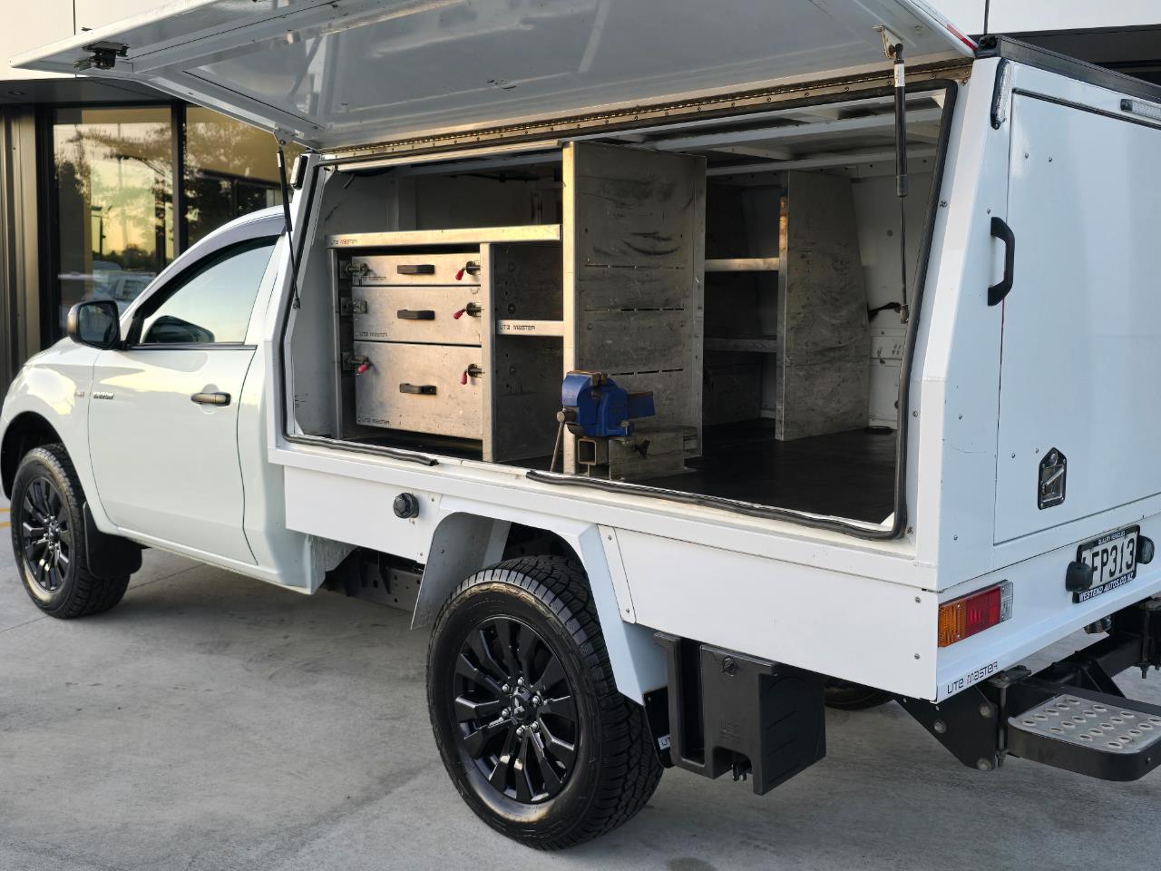 2018 Mitsubishi Triton