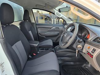 2018 Mitsubishi Triton - Thumbnail