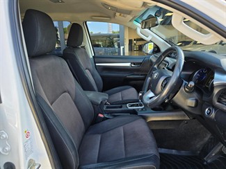 2017 Toyota Hilux - Thumbnail