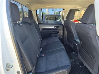 2017 Toyota Hilux - Thumbnail