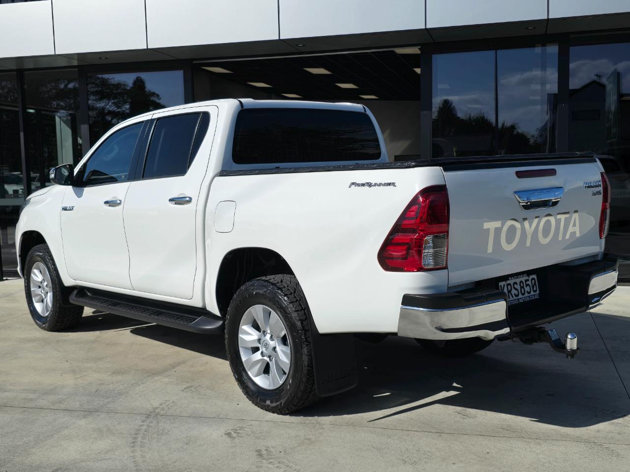 2017 Toyota Hilux