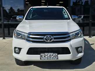 2017 Toyota Hilux - Thumbnail