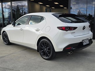 2021 Mazda 3 - Thumbnail