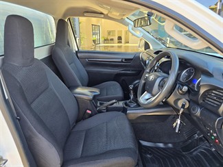 2016 Toyota Hilux - Thumbnail