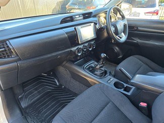 2016 Toyota Hilux - Thumbnail
