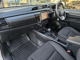 2024 Toyota Hilux - Thumbnail